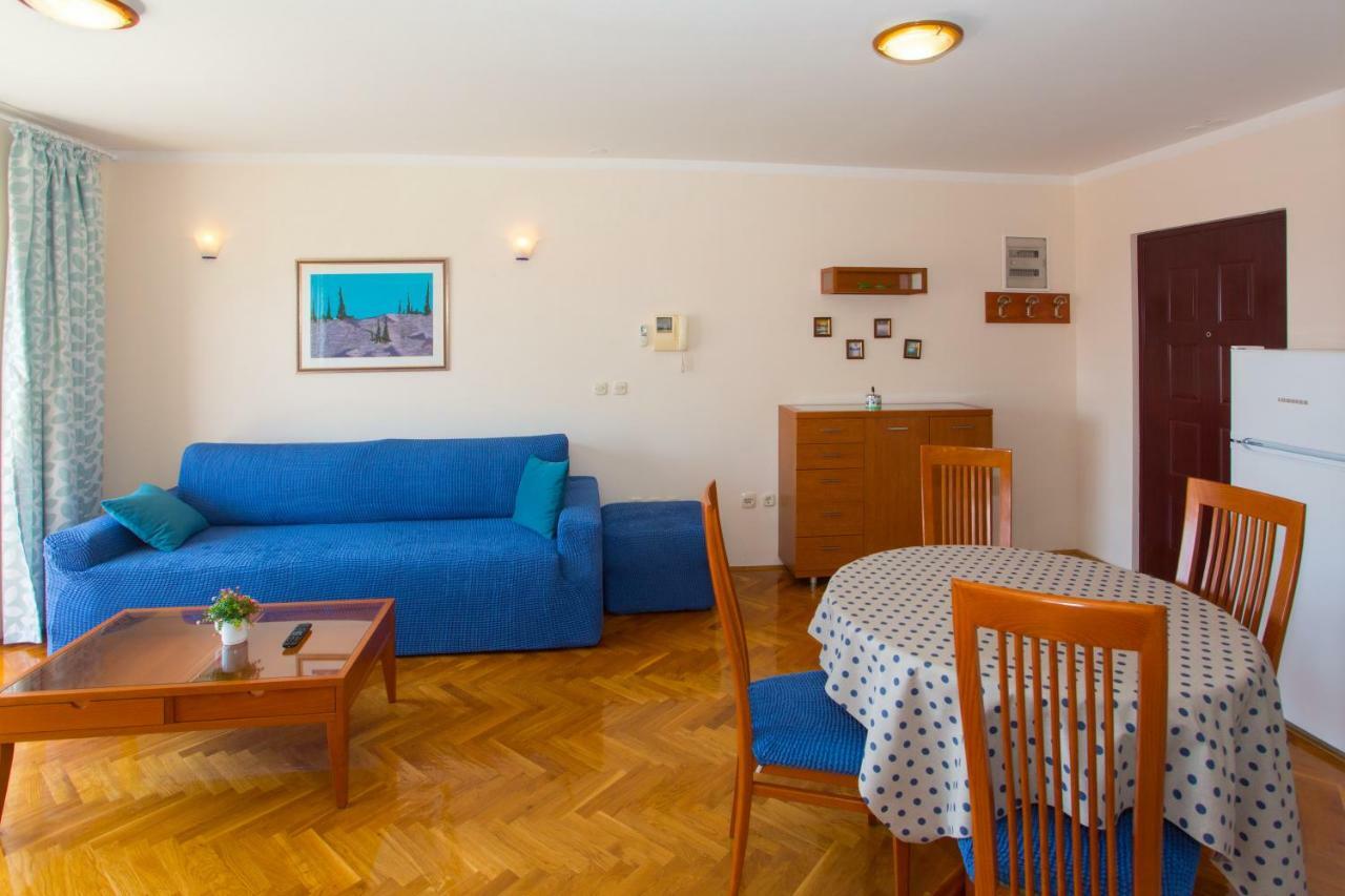 Apartman Slave *